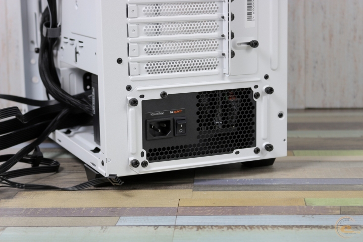 be quiet! Pure Base 500 Window White-9
