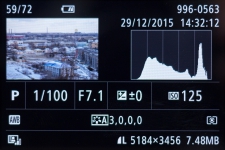 Canon EOS M10 3