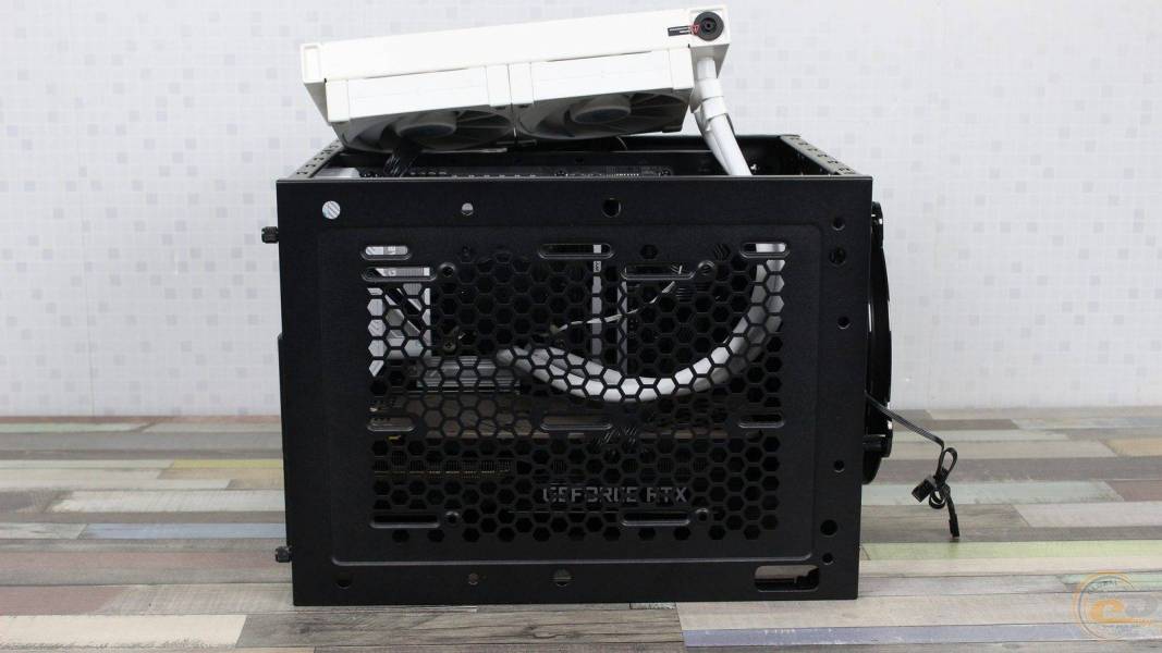 CHIEFTEC The Cube-12