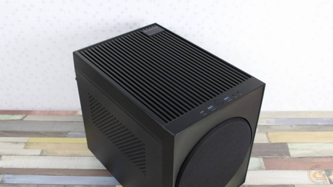 CHIEFTEC The Cube-6