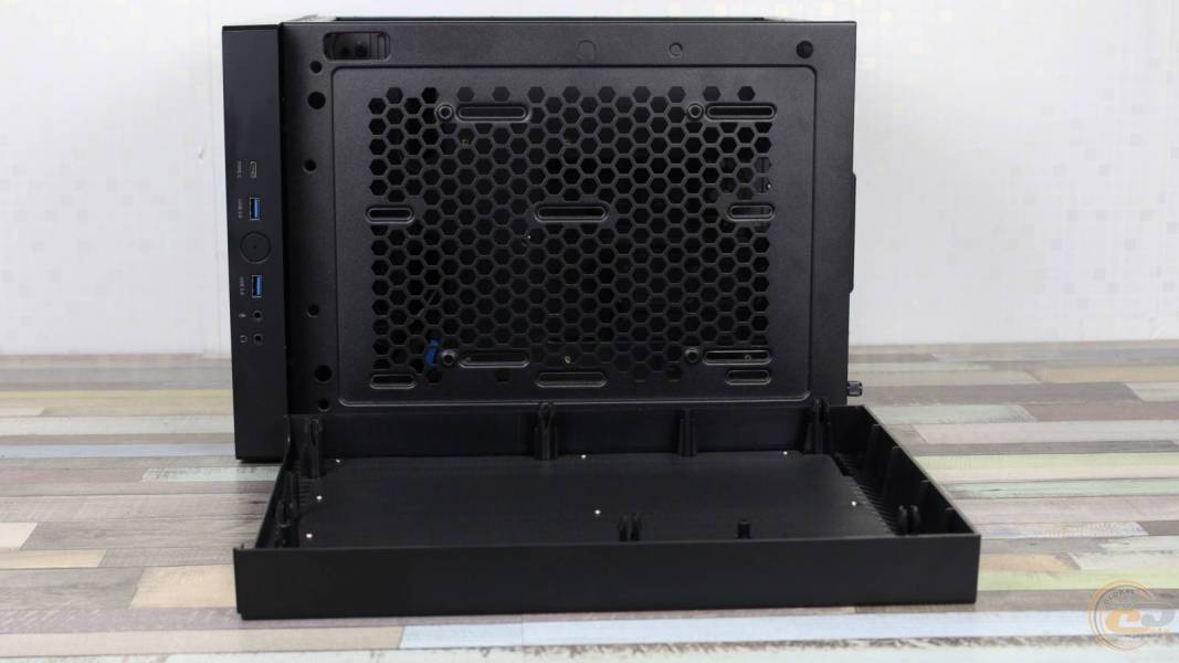 CHIEFTEC The Cube-6