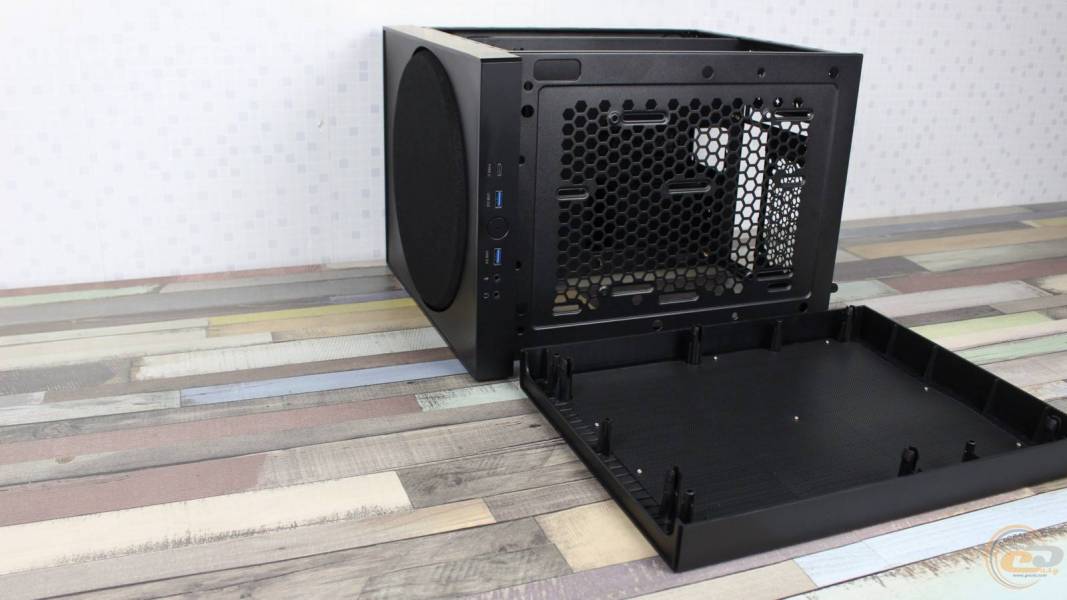 CHIEFTEC The Cube-6
