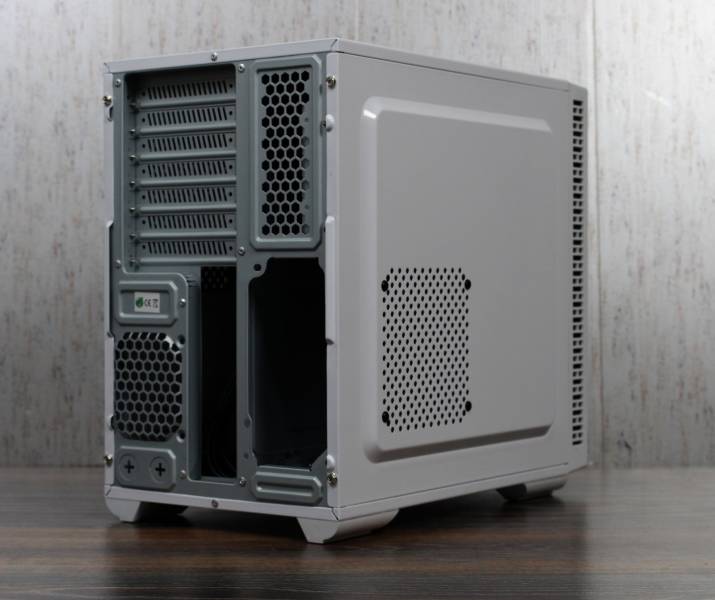 CHIEFTEC UNI UK-02W-OP2