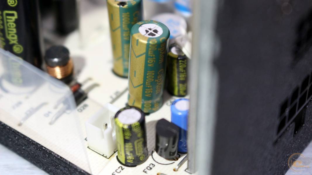 CHIEFTRONIC_SteelPower_750W2