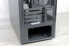 Cooler Master MasterBox NR400-1