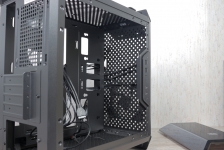 Cooler Master MasterBox Q300P-1