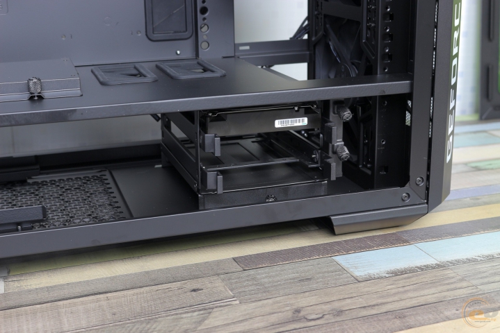 Cooler Master MasterCase Pro 5 NVIDIA Edition-5