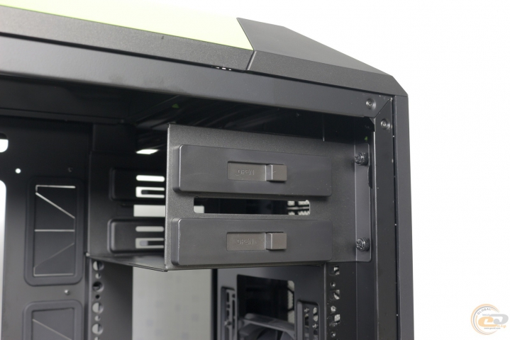 Cooler Master MasterCase Pro 5 NVIDIA Edition-8