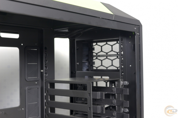 Cooler Master MasterCase Pro 5 NVIDIA Edition-8