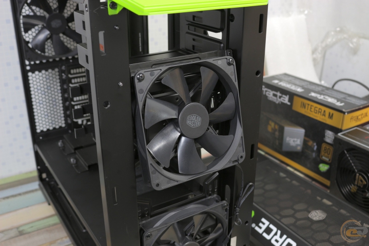Cooler Master MasterCase Pro 5 NVIDIA Edition-9