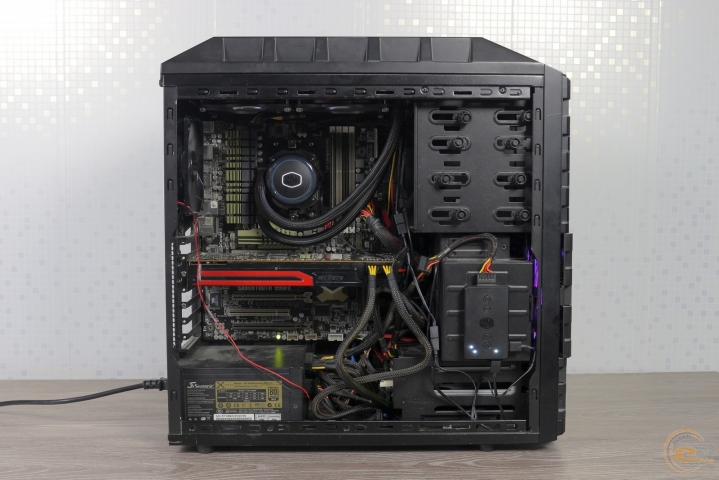 Cooler Master MASTERLIQUID ML240R RGB-1