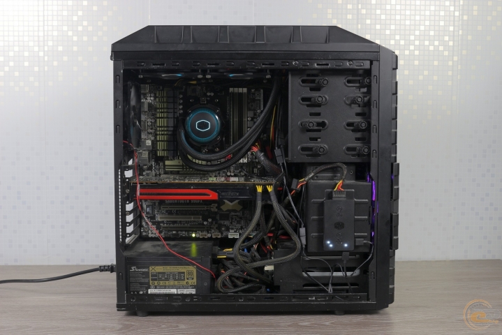 Cooler Master MASTERLIQUID ML240R RGB-1