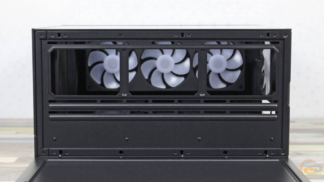 COUGAR CFV235 Mesh-2