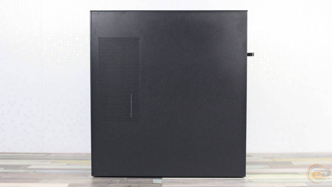 COUGAR CFV235 Mesh-4