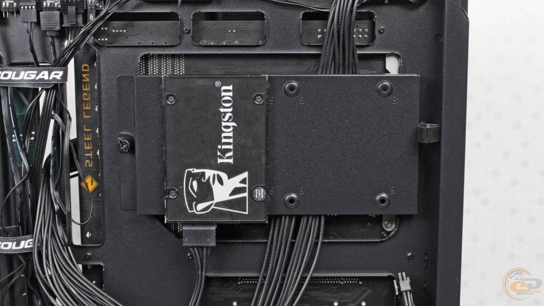 COUGAR CFV235 Mesh-8