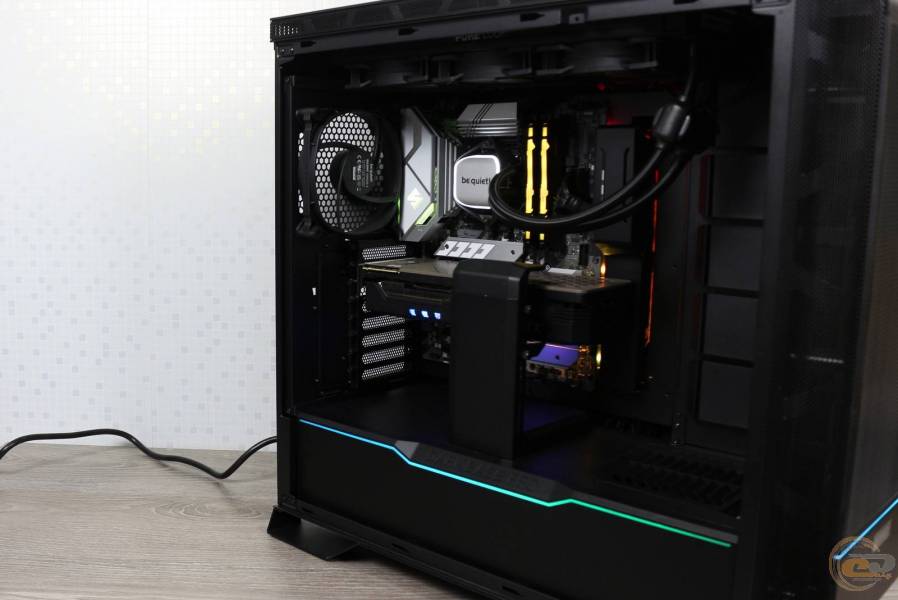 DARK BASE PRO 901-11