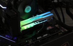 DDR4-3600 Acer Predator Apollo