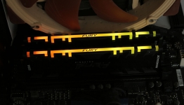 DDR4-3600 Kingston FURY Renegade RGB