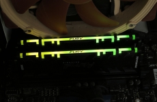 DDR4-3600 Kingston FURY Renegade RGB
