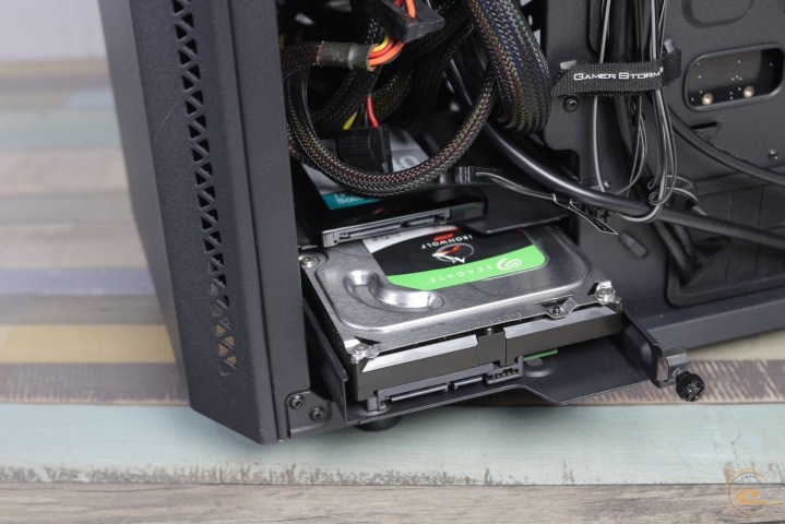 DEEPCOOL BARONKASE LIQUID-3
