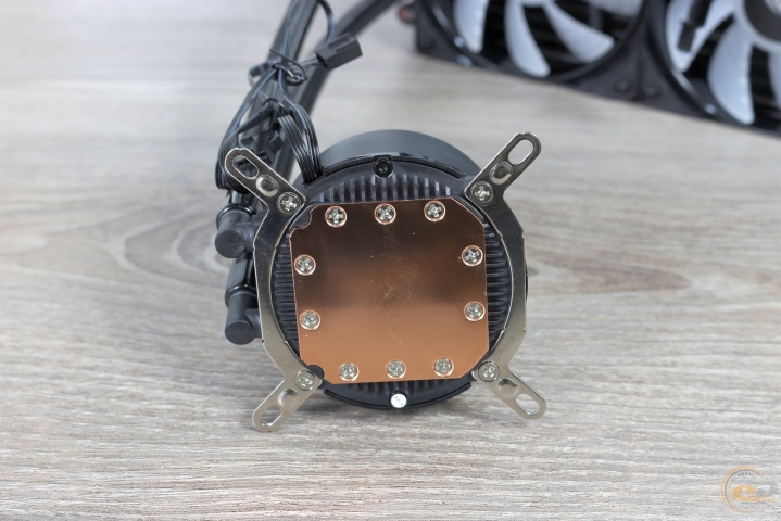 DEEPCOOL GAMMAXX L240