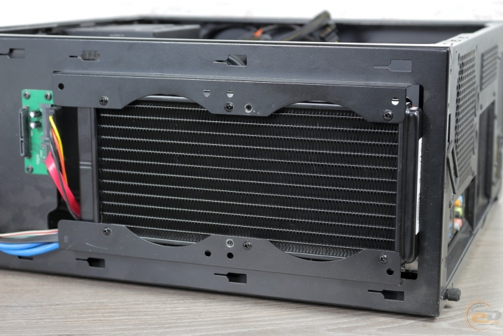 DEEPCOOL GAMMAXX L240