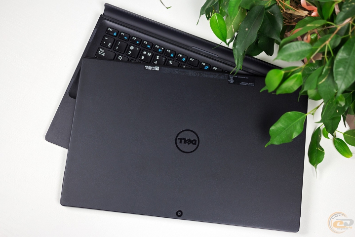 Dell XPS 12 9250 1