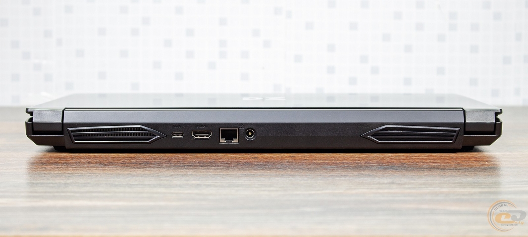 Dream Machines G1660Ti-15UA21-1