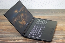 Dream Machines G1660Ti-15UA21