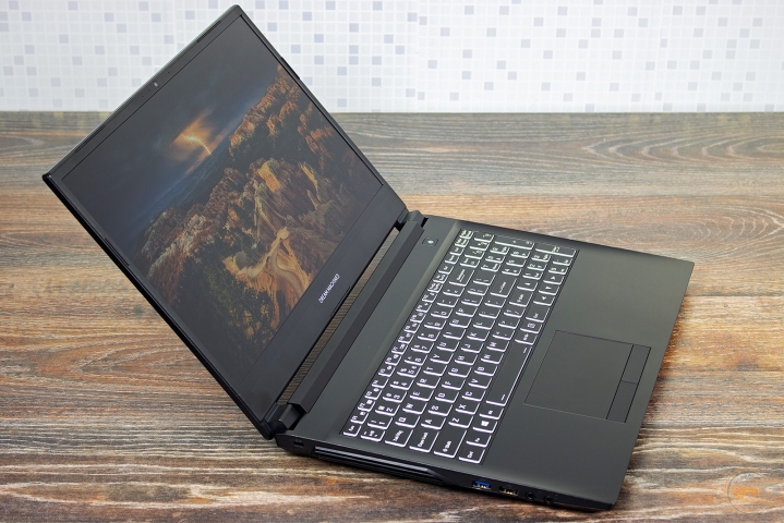 Dream Machines G1660Ti-15UA21
