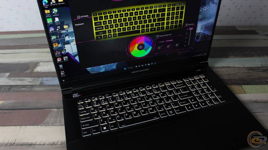 Dream Machines RS3080-17UA51_2