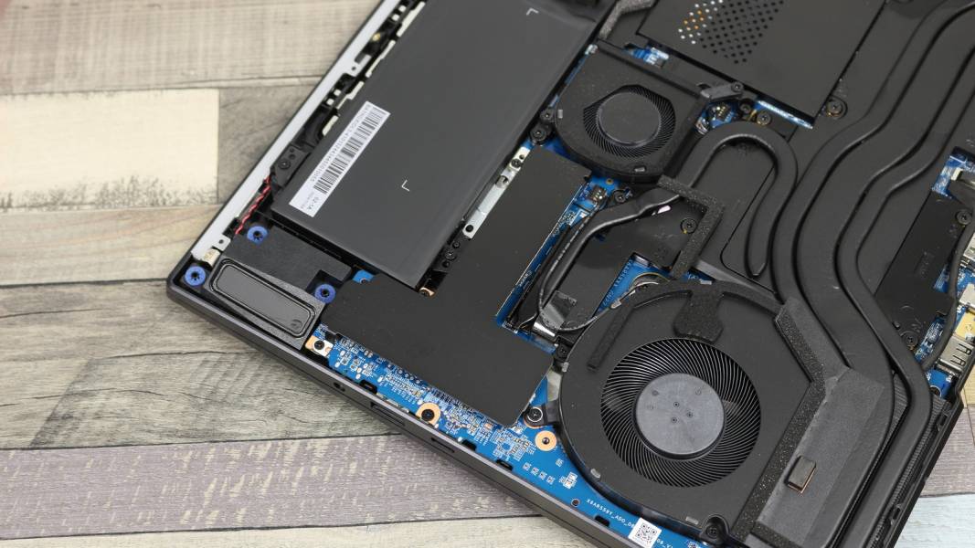 Dream Machines RX5090-16UA32-6