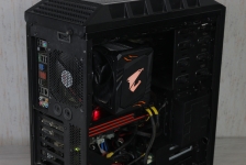 GIGABYTE AORUS ATC700-3