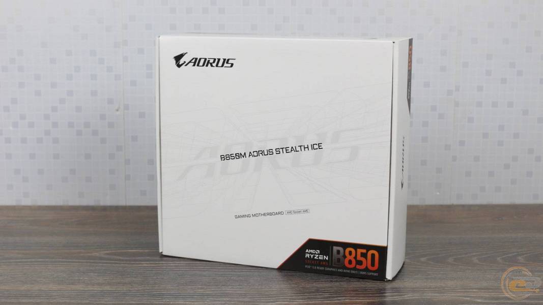 GIGABYTE B850M AORUS STEALTH ICE-1