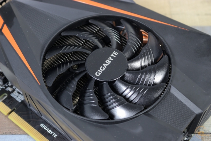 GIGABYTE GV-N1070IXEB-8GD-2