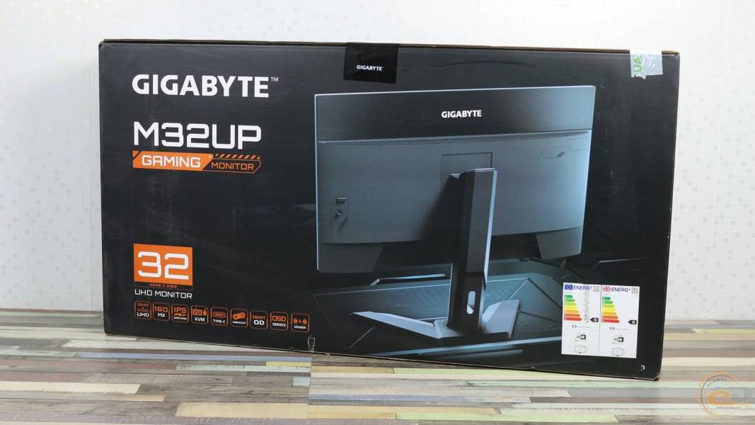 GIGABYTE M32UP-1