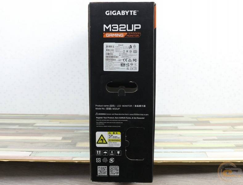 GIGABYTE M32UP-1
