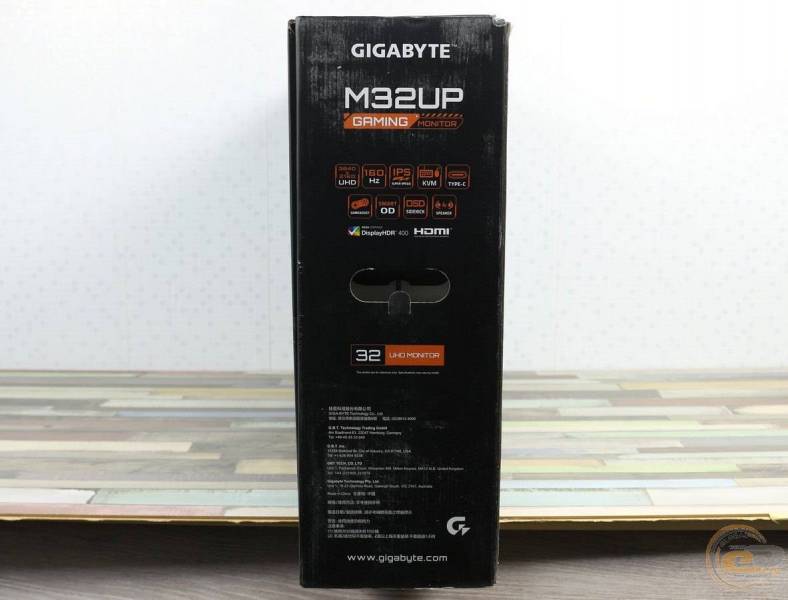 GIGABYTE M32UP-1
