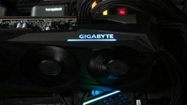 GIGABYTE Radeon RX 7600 GAMING OC 8G2