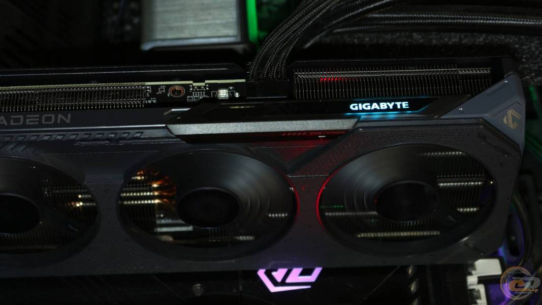 GIGABYTE Radeon RX 9060 XT GAMING OC 16G-2