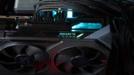 GIGABYTE Radeon RX 9070 XT GAMING OC 16G-2