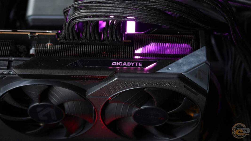 GIGABYTE Radeon RX 9070 XT GAMING OC 16G-2