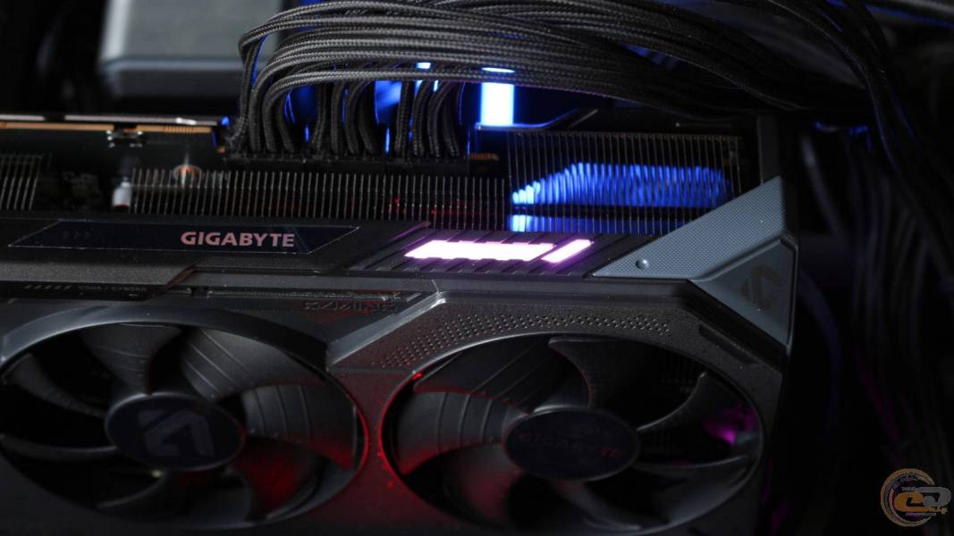 GIGABYTE Radeon RX 9070 XT GAMING OC 16G-2