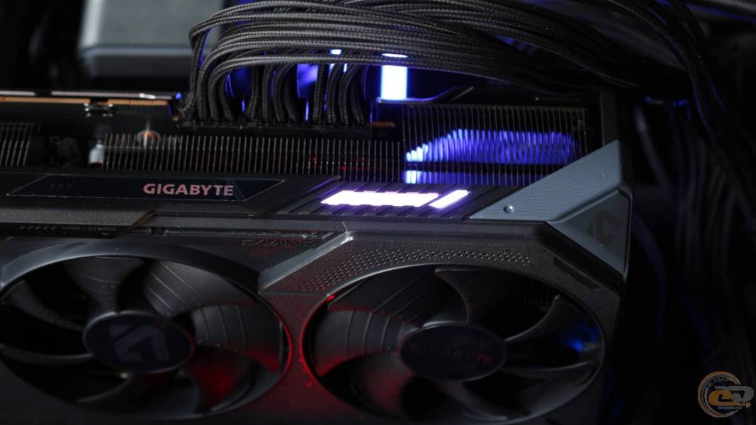 GIGABYTE Radeon RX 9070 XT GAMING OC 16G-2