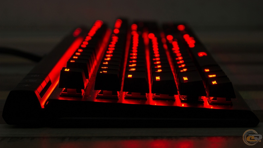 HyperX Alloy Elite-4