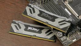 KINGSTON FURY RENEGADE DDR5 RGB 8400-7