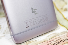 LeEco Le 2 (X520)-1