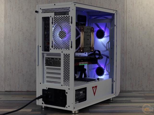 Modecom Volcano Amirani ARGB White