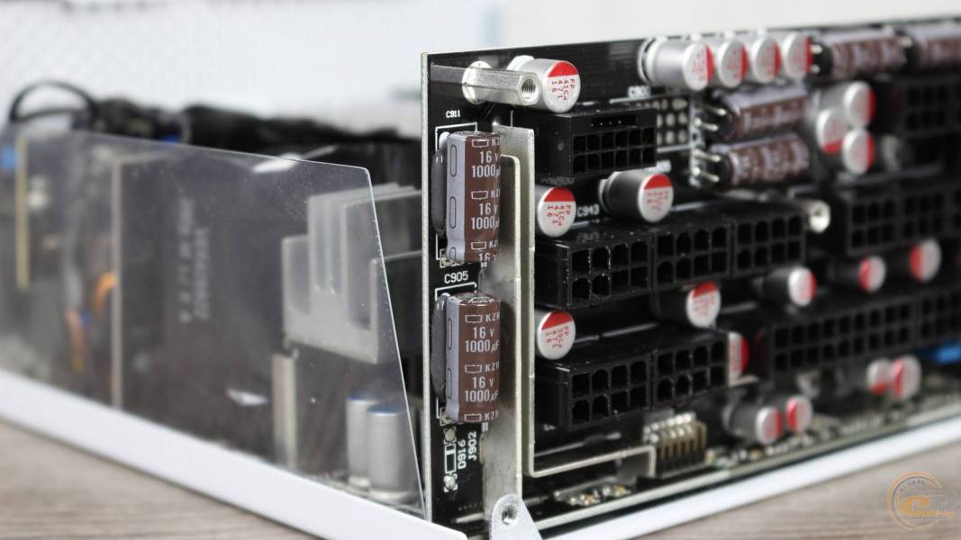 MONTECH TITAN PLA 1200W-2