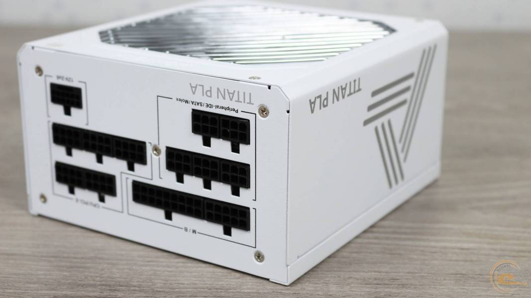 MONTECH TITAN PLA 1200W-3